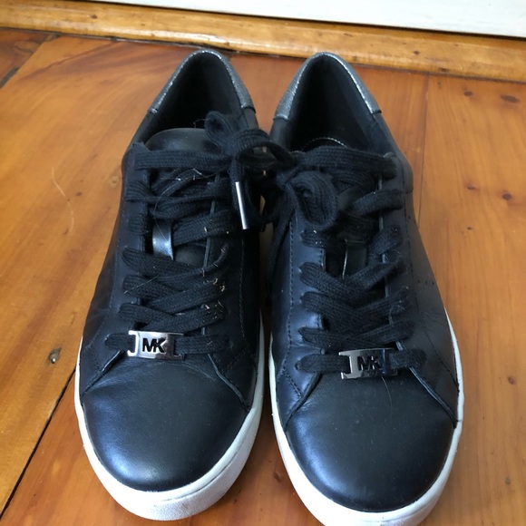Michael Kors leather sneakers! - Picture 1 of 3